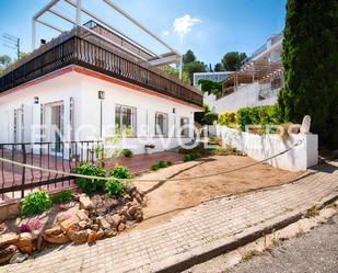 Vista exterior de Planta baixa en venda en Llançà amb Aire condicionat, Calefacció i Jardí privat