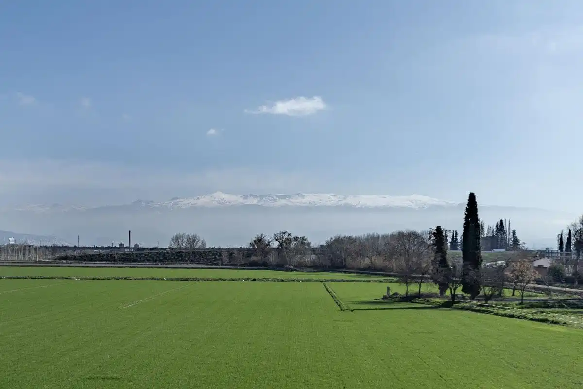 Casa rústica amb terrassa en venda a Santa Fe
