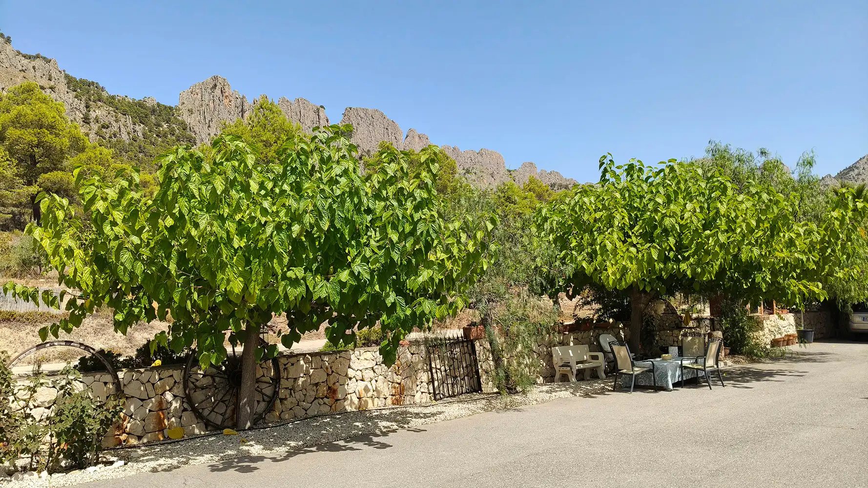 Vista exterior de Finca rústica en venda en Finestrat amb Aire condicionat, Calefacció i Jardí privat