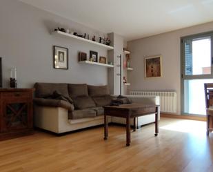 Living room of Flat for sale in Vic  with Heating and Oven