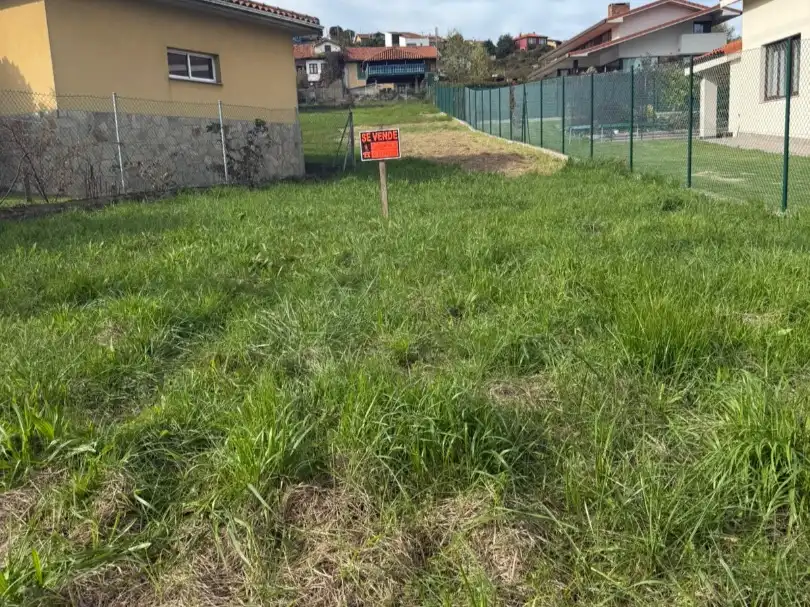 Residencial en venda en Castrillón
