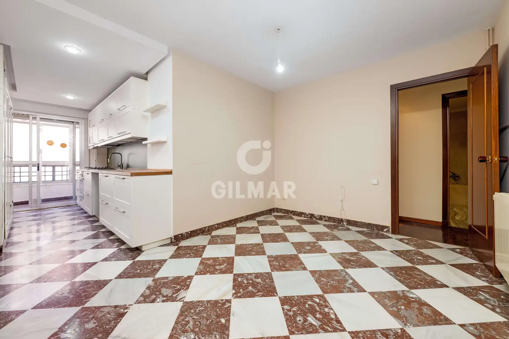 Kitchen of Flat for sale in Cádiz  with Heating, Storage room and Balcony