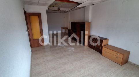 Foto 3 de Piso en venta en Crevillent, Alicante