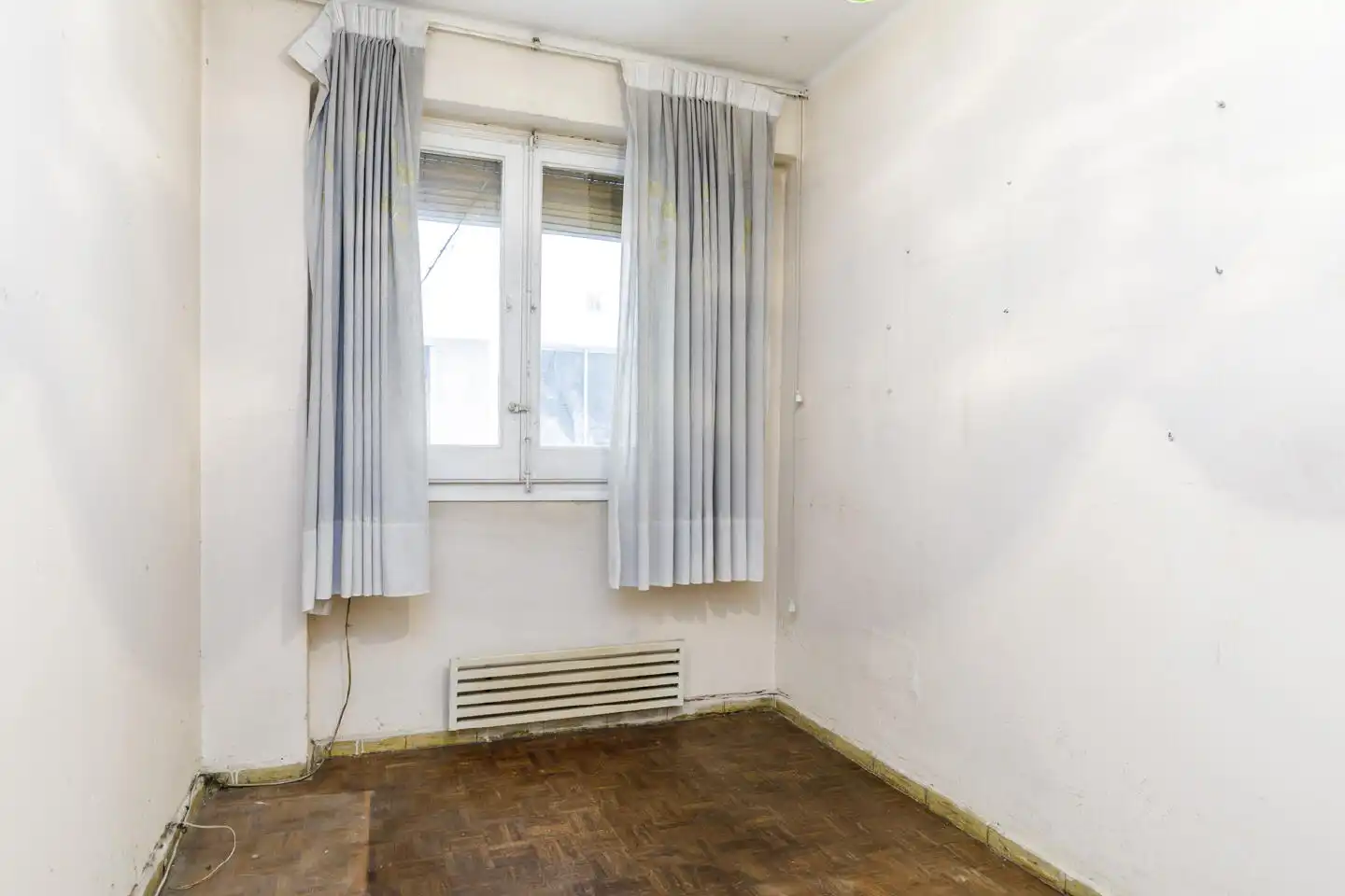 Bedroom of Flat for sale in Zaragoza