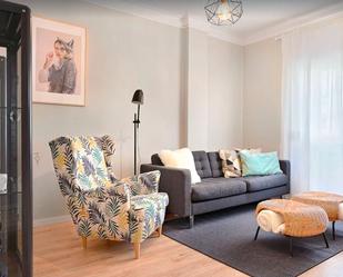 Living room of Apartment to rent in Santa Coloma de Gramenet  with Furnished and Pets allowed