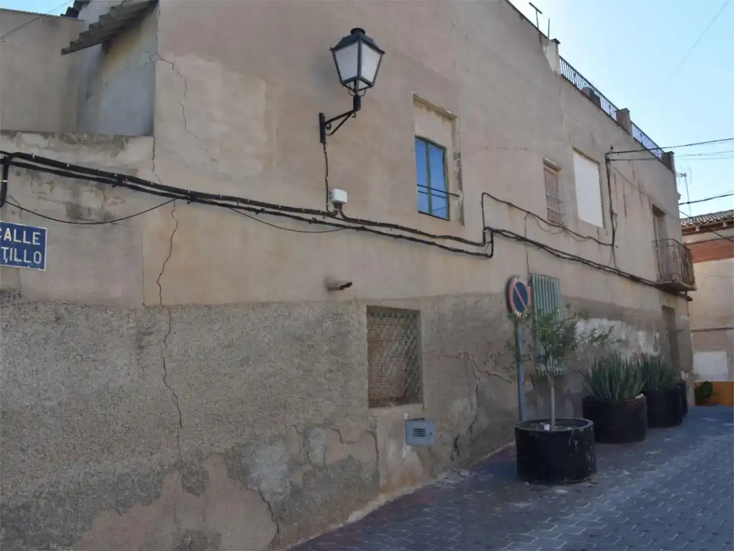 Vista exterior de Casa adosada en venda en Albudeite amb Balcó