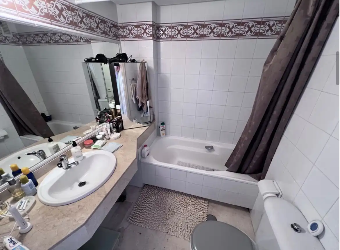 Piso con piscina en venta en Calahonda, imagen 13