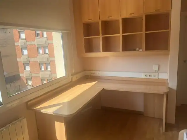 Wohnung zur Miete in Sant Cugat del Vallès mit Klimaanlage, Heizung und Parkett
