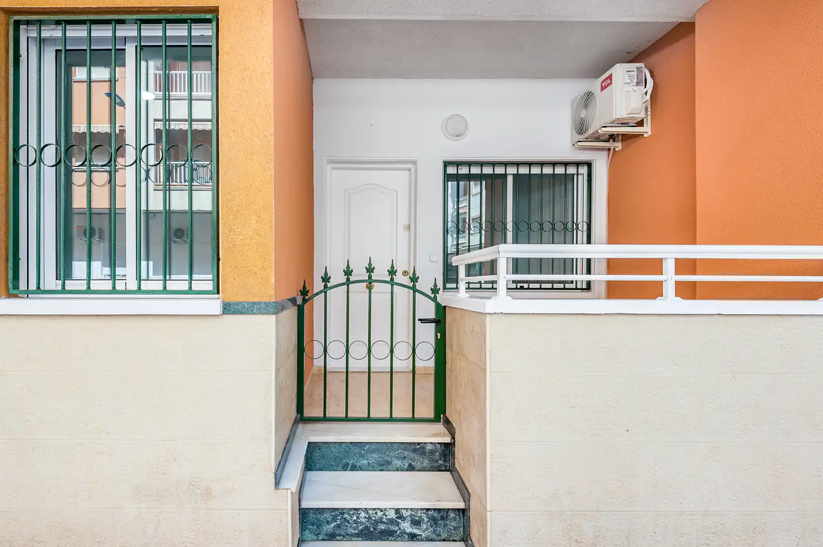 Apartamento con terraza en venta en Calle Patricio Zammit 61, imagen 28
