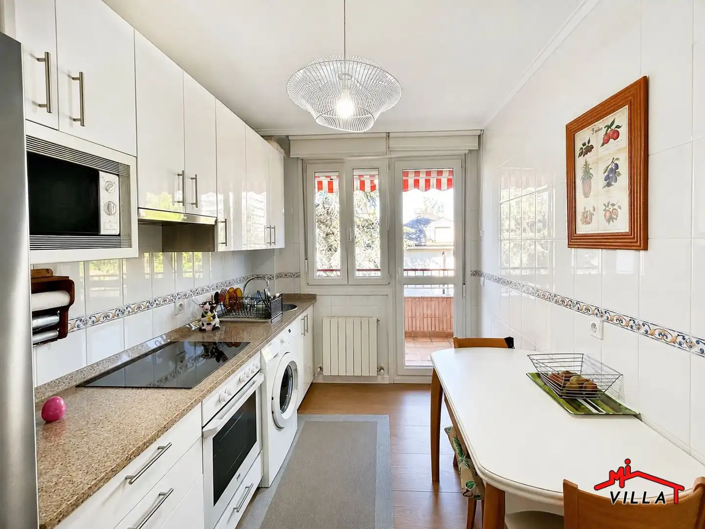 Küche von Wohnung zum Verkauf in Laredo mit Heizung und Terrasse