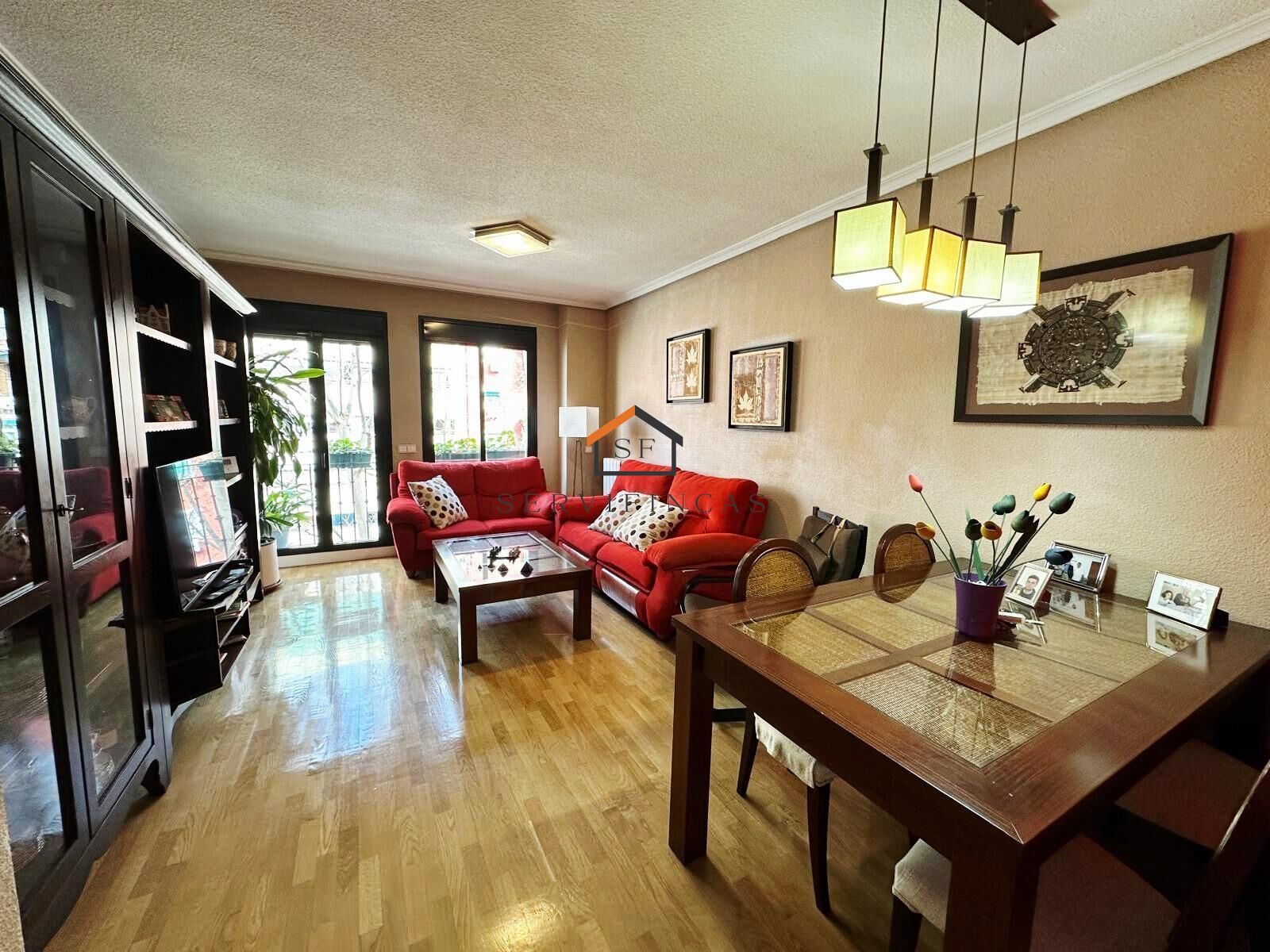 Living room of Flat for sale in  Madrid Capital  with Air Conditioner, Heating and Storage room