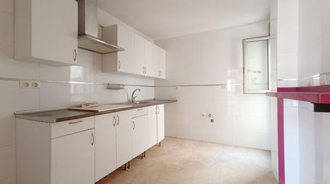 Photo 5 of Flat for sale in Ciudad Jardín - Tagarete - El Zapillo, Almería Capital
