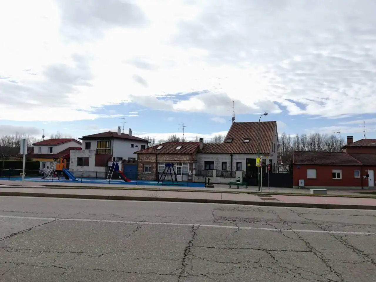 Vista exterior de Piso en venta en Burgos con Calefacción y Amueblado