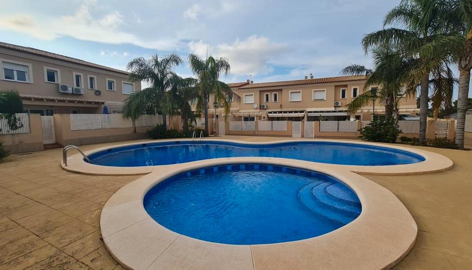 Foto 1 de Casa adosada de lloguer a Las Rotas / Les Rotes, Alicante