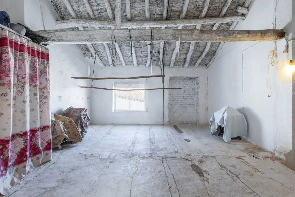 Detached homes for sale in C. Calvario, Fuenterrobles