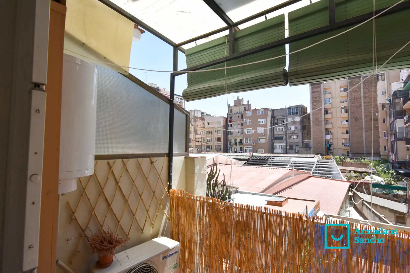 Balcony of Flat for sale in Barcelona  with Air Conditioner, Parquet flooring and Oven