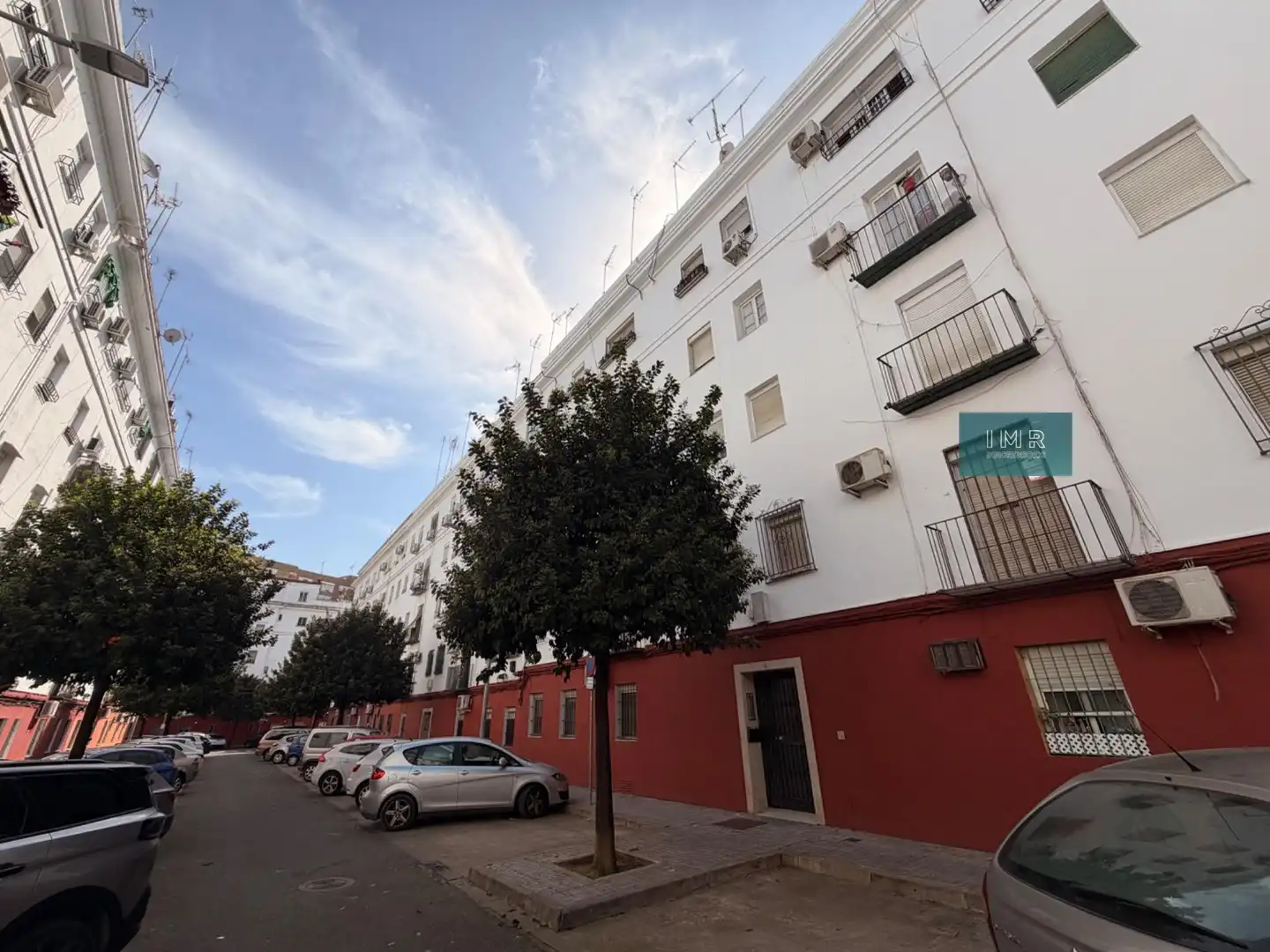 Vista exterior de Piso en venta en Sevilla con Balcón