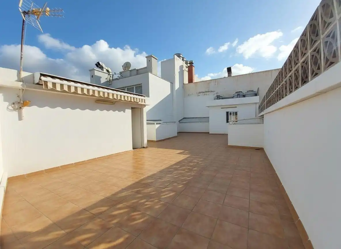 Terrassa de Pis en venda en Las Palmas de Gran Canaria amb Terrassa, Traster i Balcó