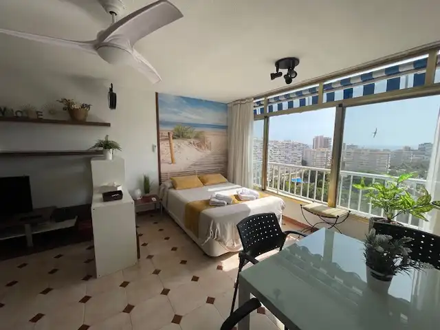 Estudio de alquiler en Avenida Benidorm, Playa de San Juan