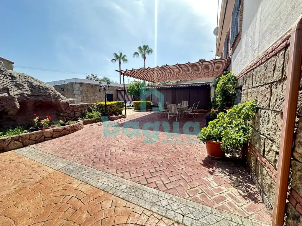 Haus oder Chalet zum Verkauf in Almendralejo