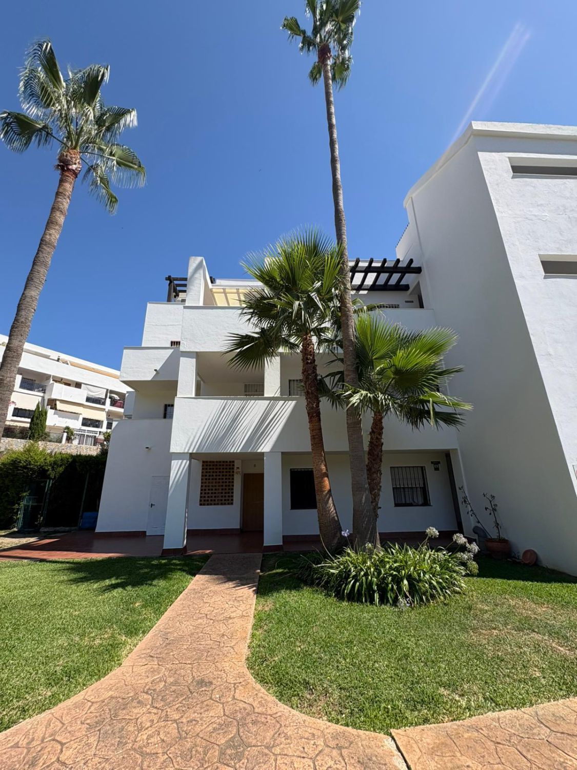 Exterior view of Flat for sale in Mijas  with Heating, Terrace and Storage room