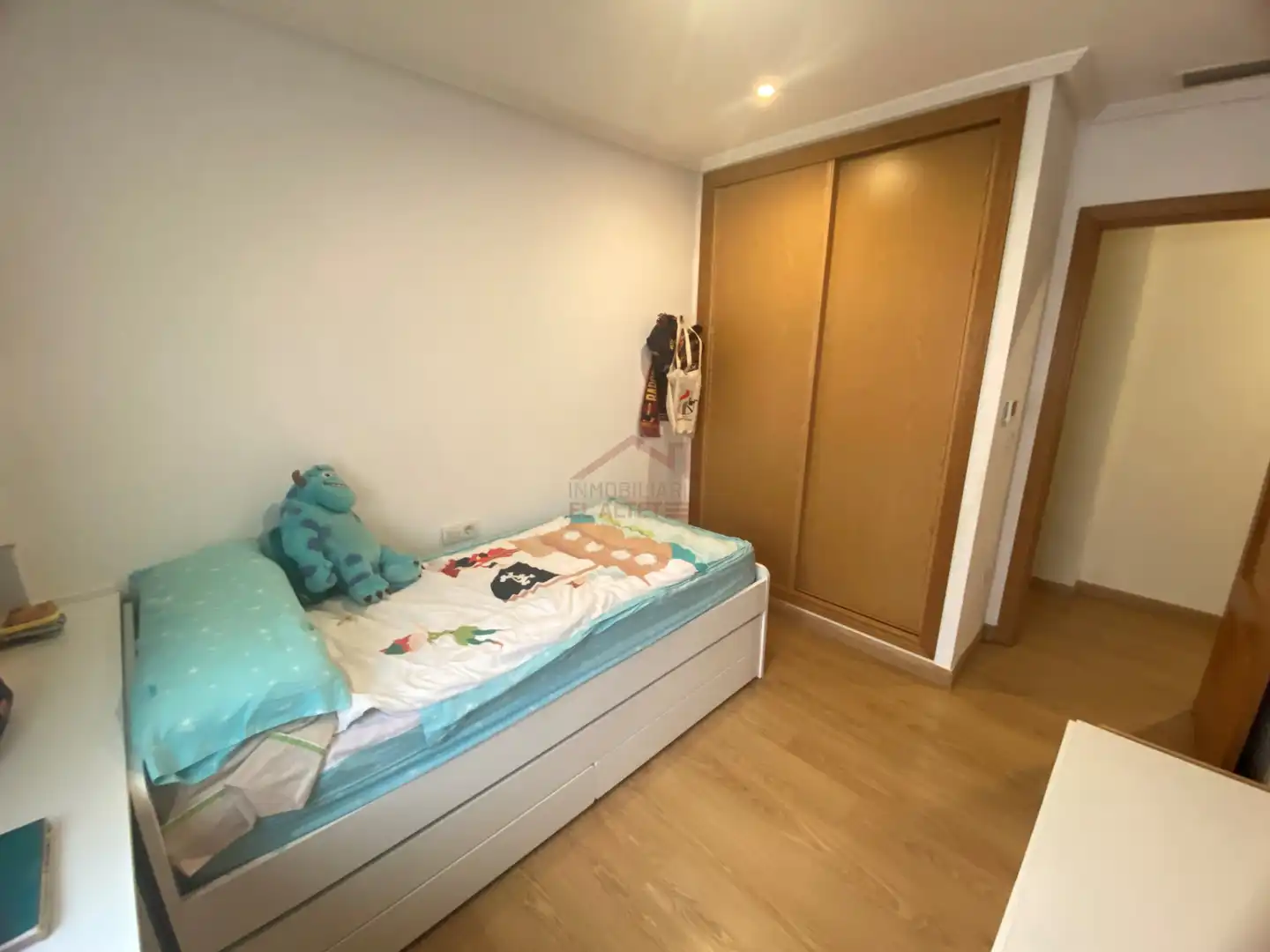 Habitación de Piso en venta en Elche / Elx con Aire acondicionado, Calefacción y Horno