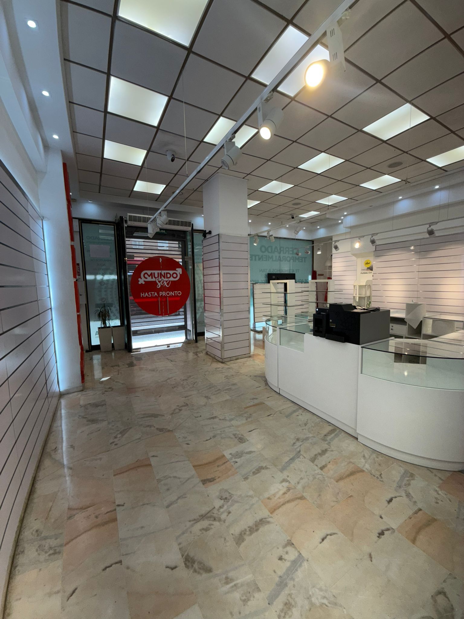 Study to rent in  Sevilla Capital  with Alarm