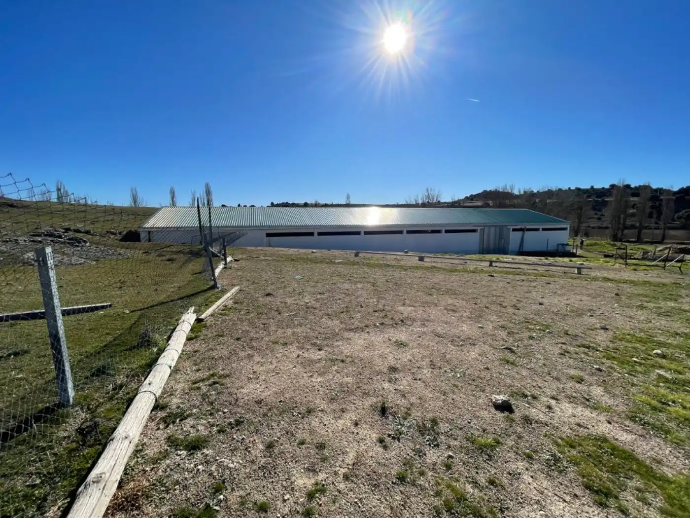 Nave industrial en venta en Priego