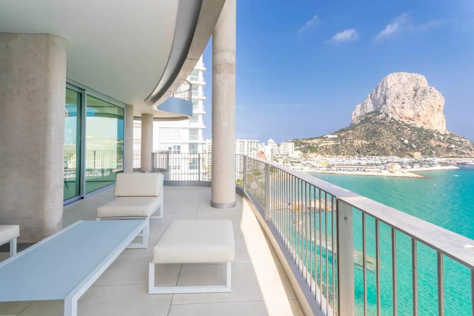 Appartement compact avec piscine à vendre à Playa Arenal - Bol