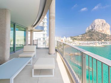 Apartamento con piscina en venta en Playa Arenal - Bol