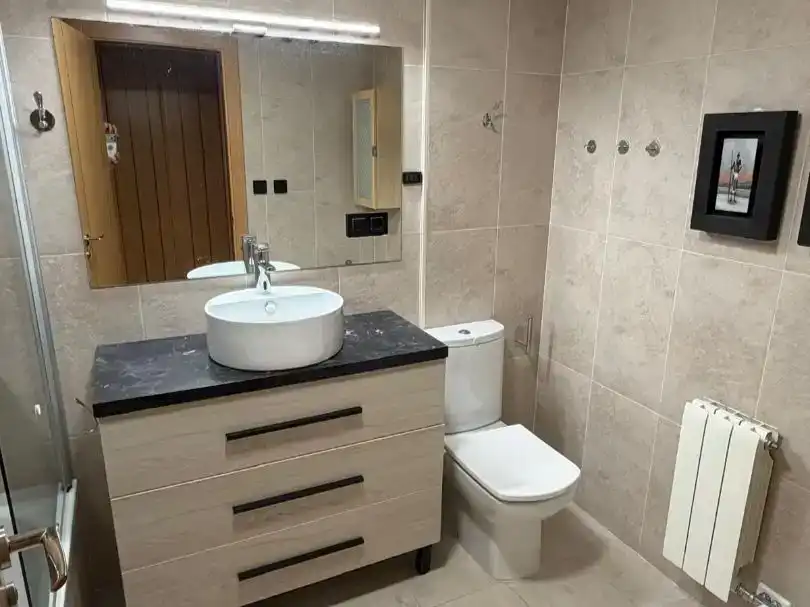 Baño de Piso para compartir en  Logroño con Aire acondicionado, Jardín privado y Parquet