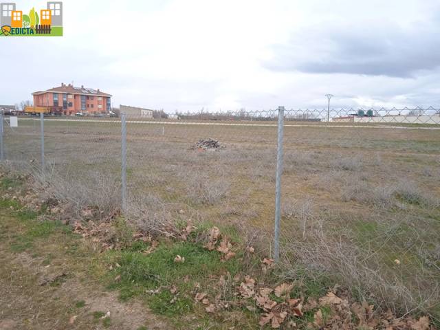 Terreno en Venta en Calle Turégano en Mozoncillo