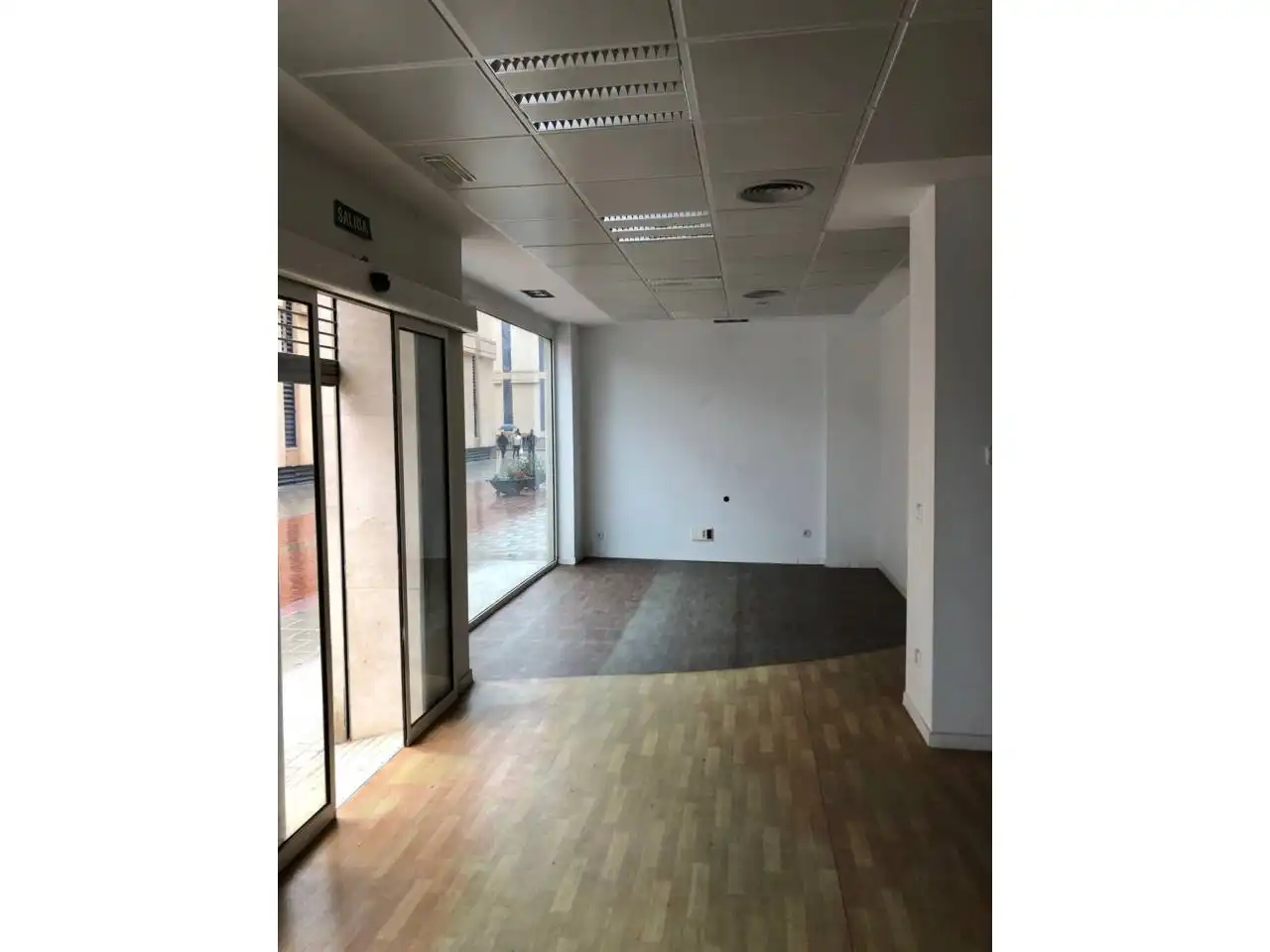 Commercial properties for rent in Calle REYES CATOLICOS,, 4, Plaza Castelar - Mercado Central