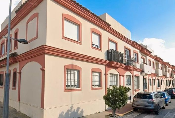 Exterior view of Garage for sale in Salteras