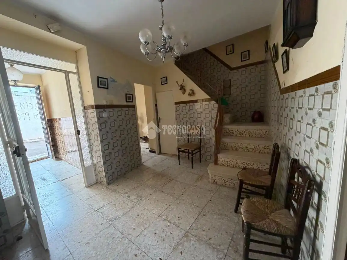 Einfamilien-Reihenhaus zum Verkauf in Torredonjimeno
