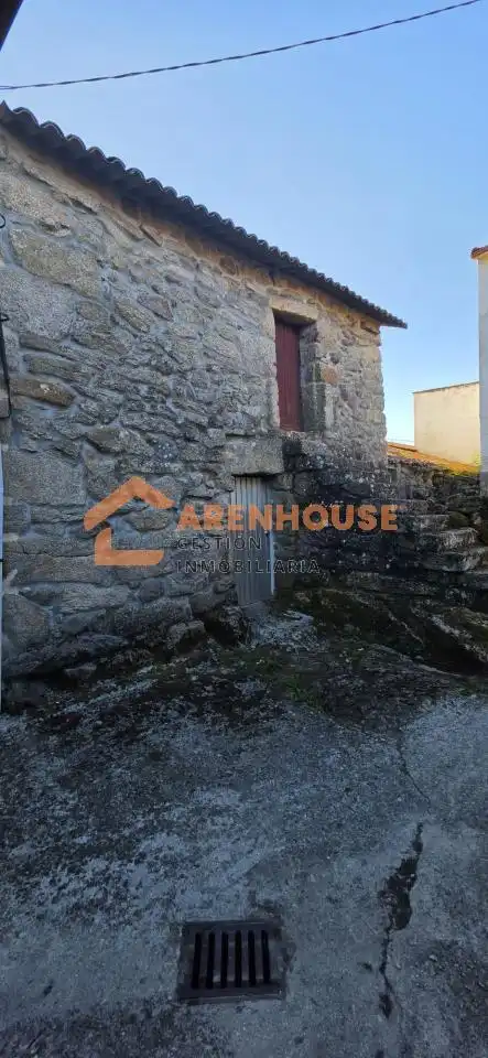 Casa en venda a Baños de Molgas