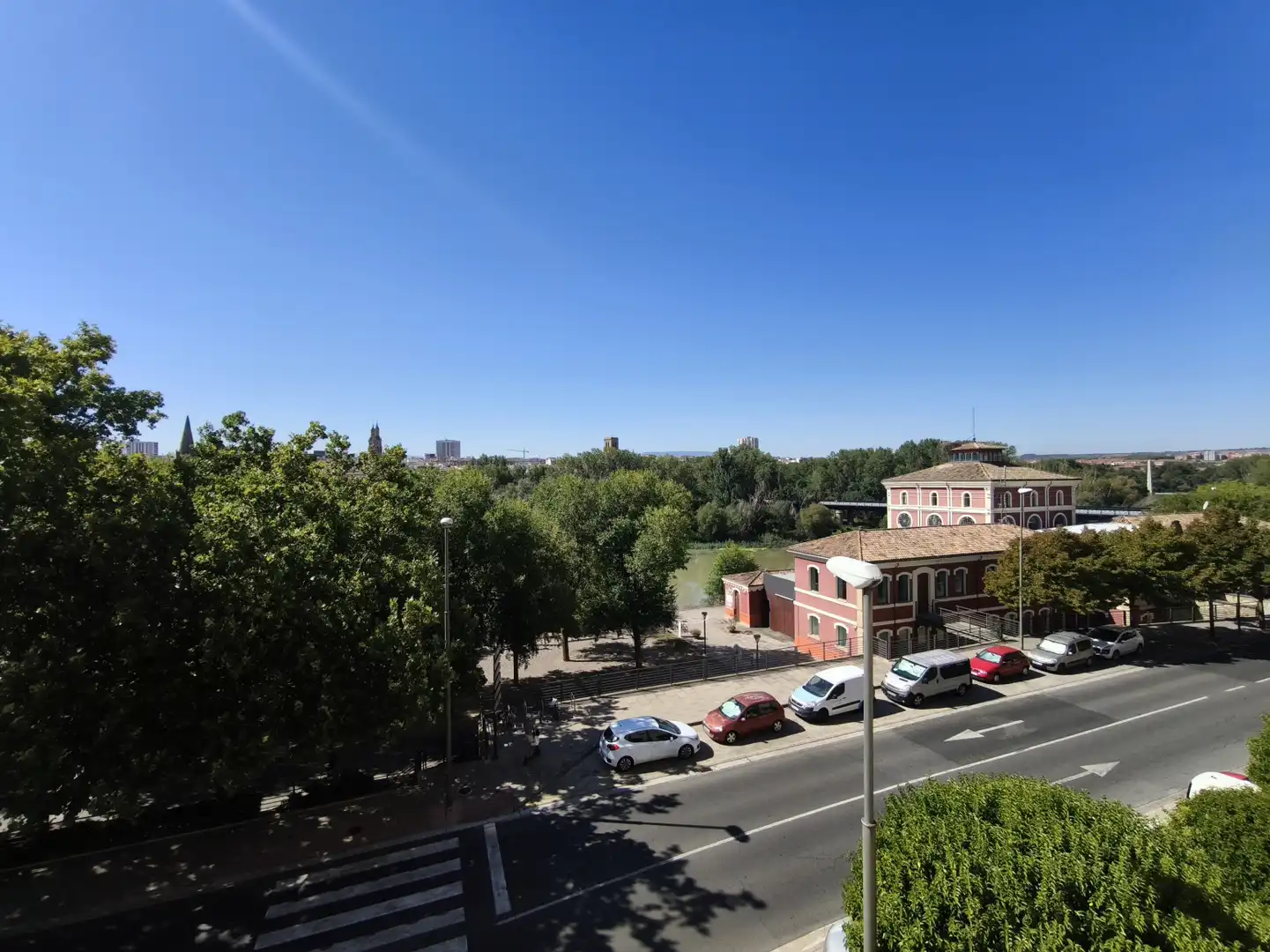 Exterior view of Flat for rent in  Logroño  with Heating and Storage room