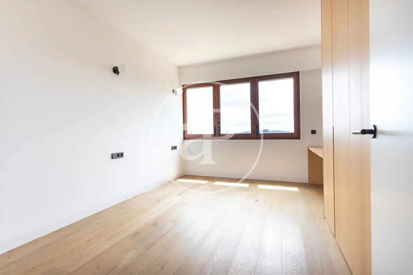 Habitación de Piso de alquiler en Barcelona con Aire acondicionado, Calefacción y Jardín privado