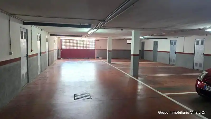 Parkplatz von Wohnungen zur Miete in Dénia mit Klimaanlage, Heizung und Terrasse
