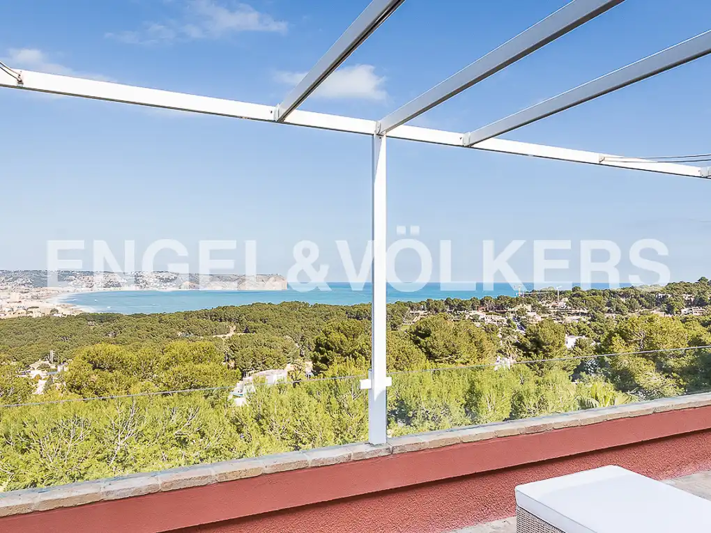 Terrasse von Haus oder Chalet zur Miete in Jávea / Xàbia mit Klimaanlage, Heizung und Privatgarten