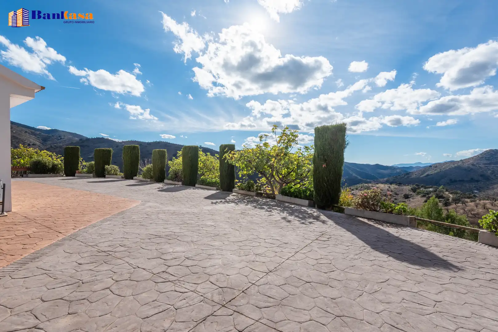 Terraza de Casa o chalet en venta en Casabermeja con Jardín privado, Piscina y Amueblado