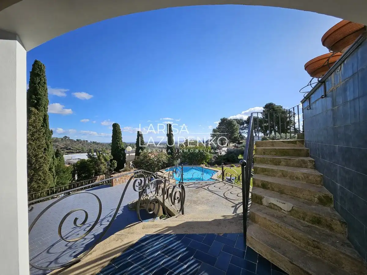 Vista exterior de Casa o chalet en venta en Riudecanyes con Aire acondicionado, Calefacción y Terraza