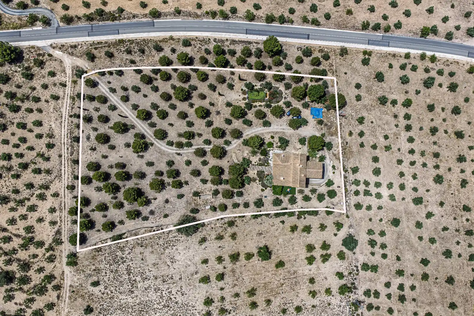 Finca rústica en venda en Biar amb Calefacció, Jardí privat i Terrassa