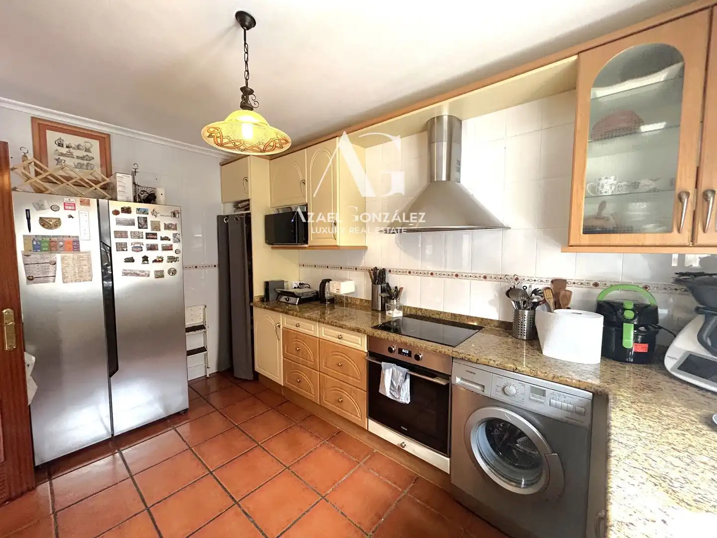 Cocina de Casa adosada en venta en Cabezón de la Sal con Calefacción, Jardín privado y Terraza