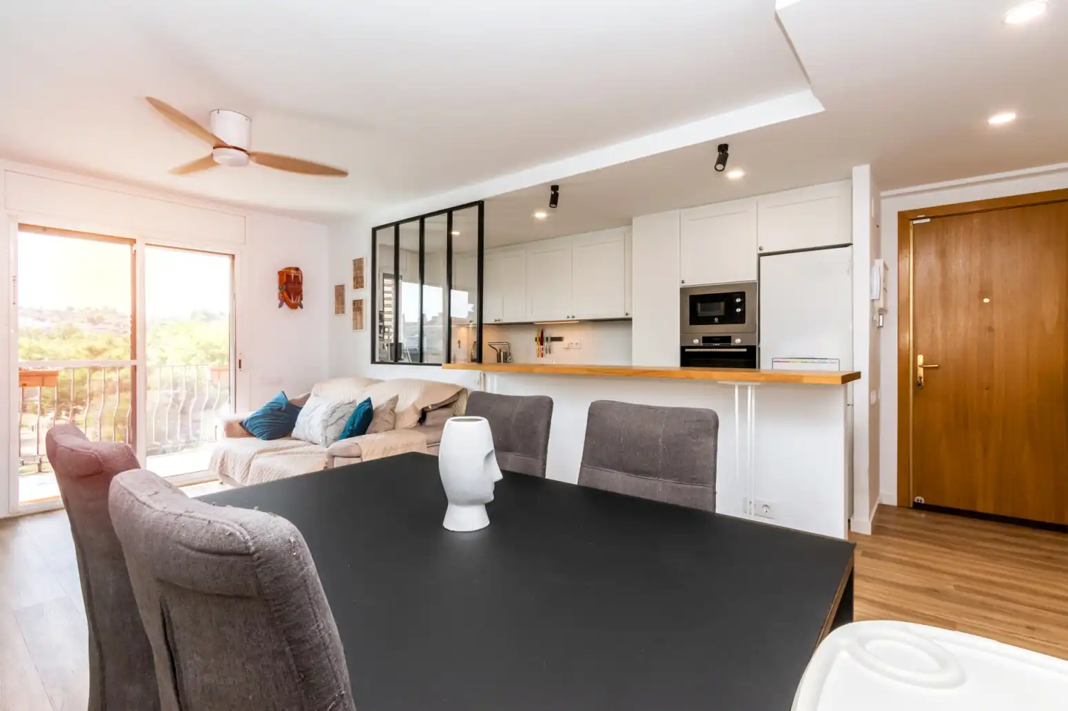 Comedor de Ático en venta en Terrassa con Aire acondicionado, Calefacción y Parquet