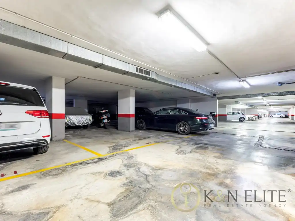 Parking de Ático en venta en Alicante / Alacant con Aire acondicionado y Terraza