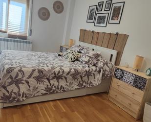 Bedroom of Flat to share in  Zaragoza Capital  with Air Conditioner and Balcony