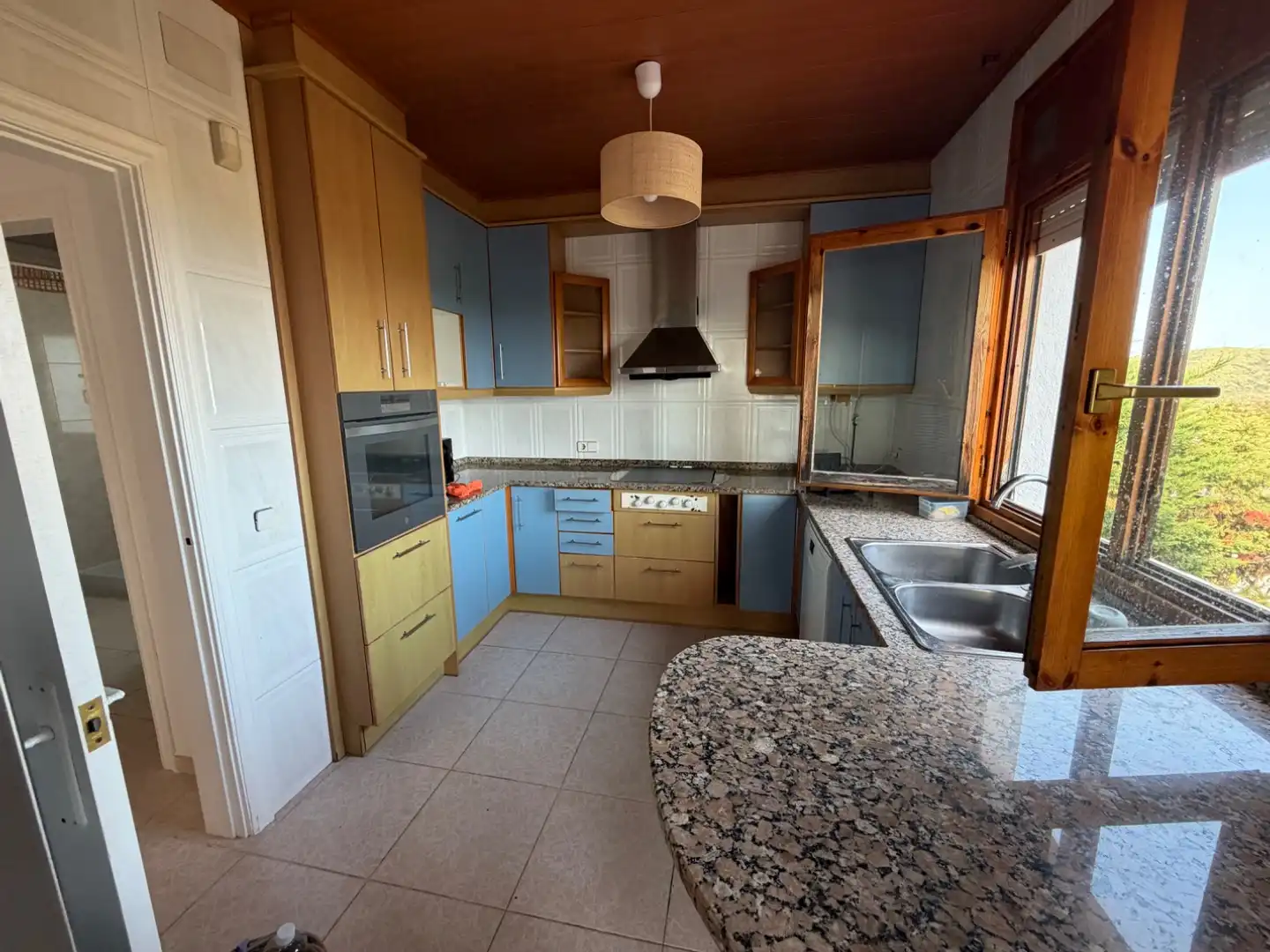 Casa con piscina en venta en Cami de Pedracastell 30