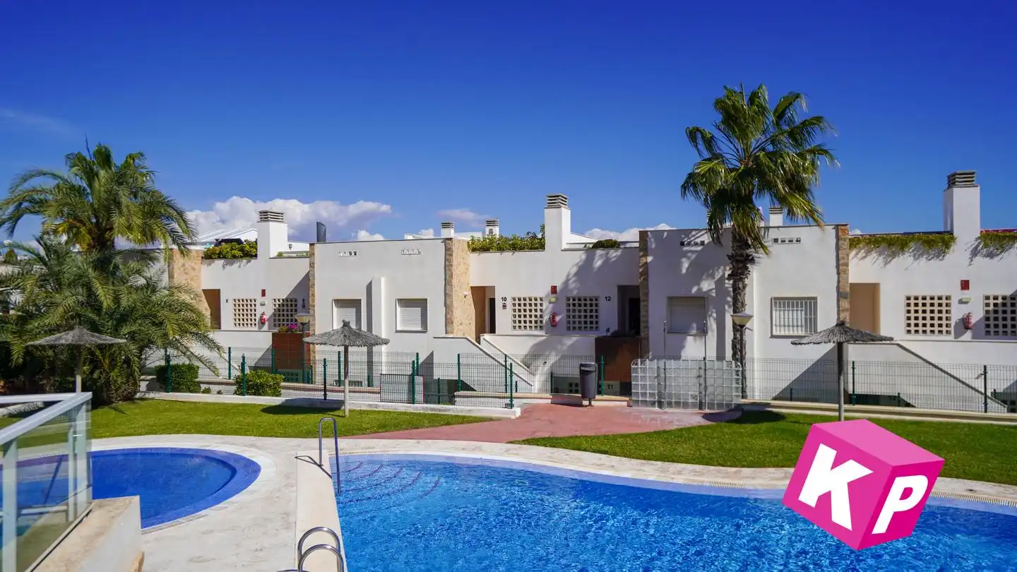 Bungalow con piscina en venta en Calle Orden Dórico, imagen 47