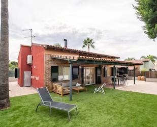 Jardí de Casa o xalet de lloguer en Riba-roja de Túria amb Aire condicionat, Terrassa i Traster